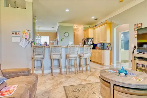 422 NW Dover Court Port St Lucie FL 34983