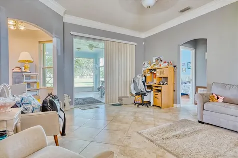 422 NW Dover Court Port St Lucie FL 34983