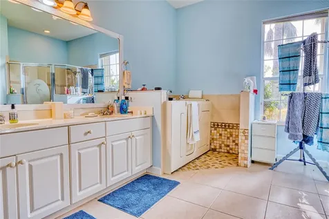 422 NW Dover Court Port St Lucie FL 34983