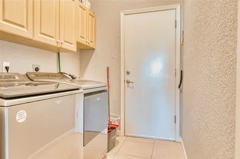 422 NW Dover Court Port St Lucie FL 34983