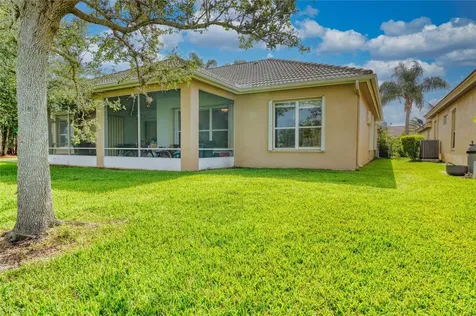 422 NW Dover Court Port St Lucie FL 34983