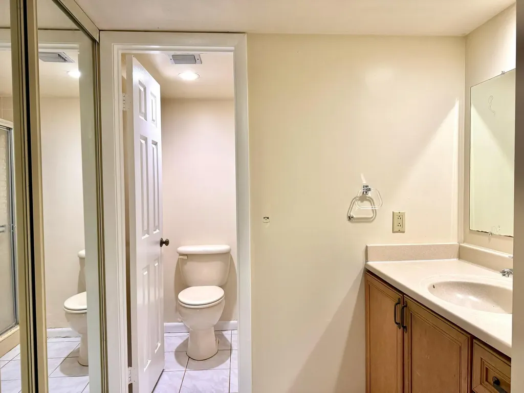 1502 Whitehall Drive Davie FL 33324