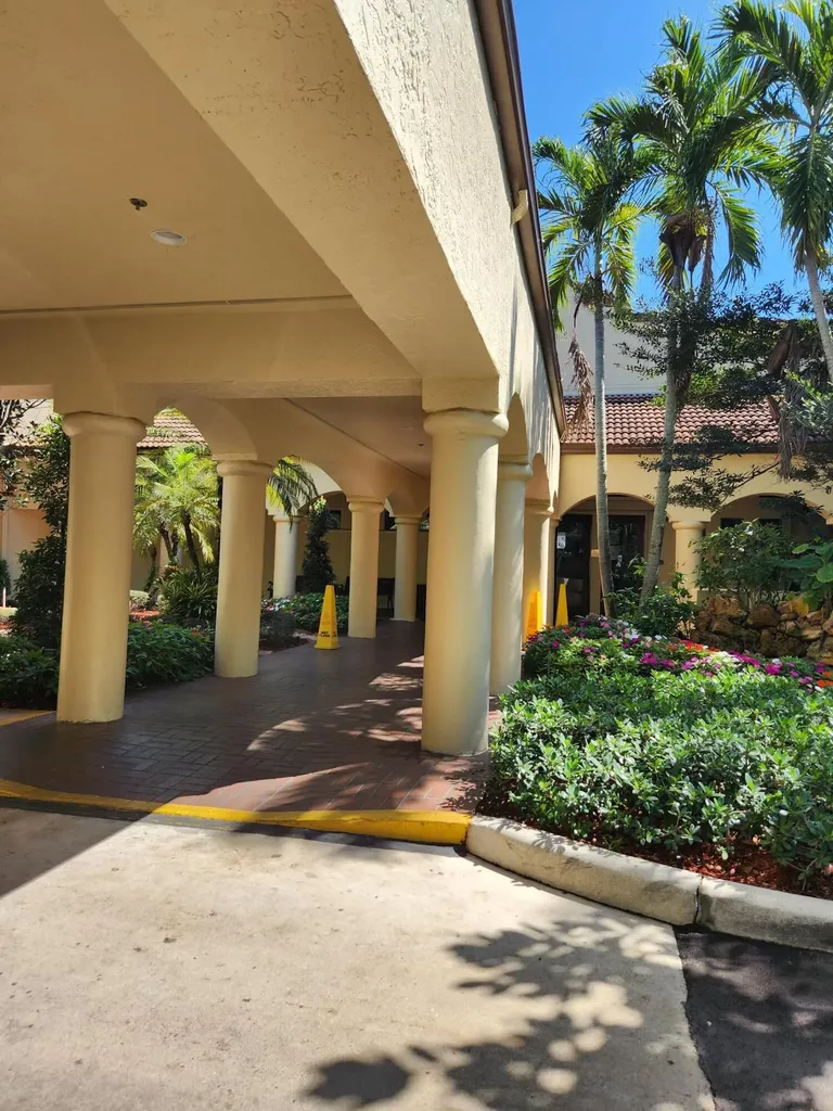 1502 Whitehall Drive Davie FL 33324