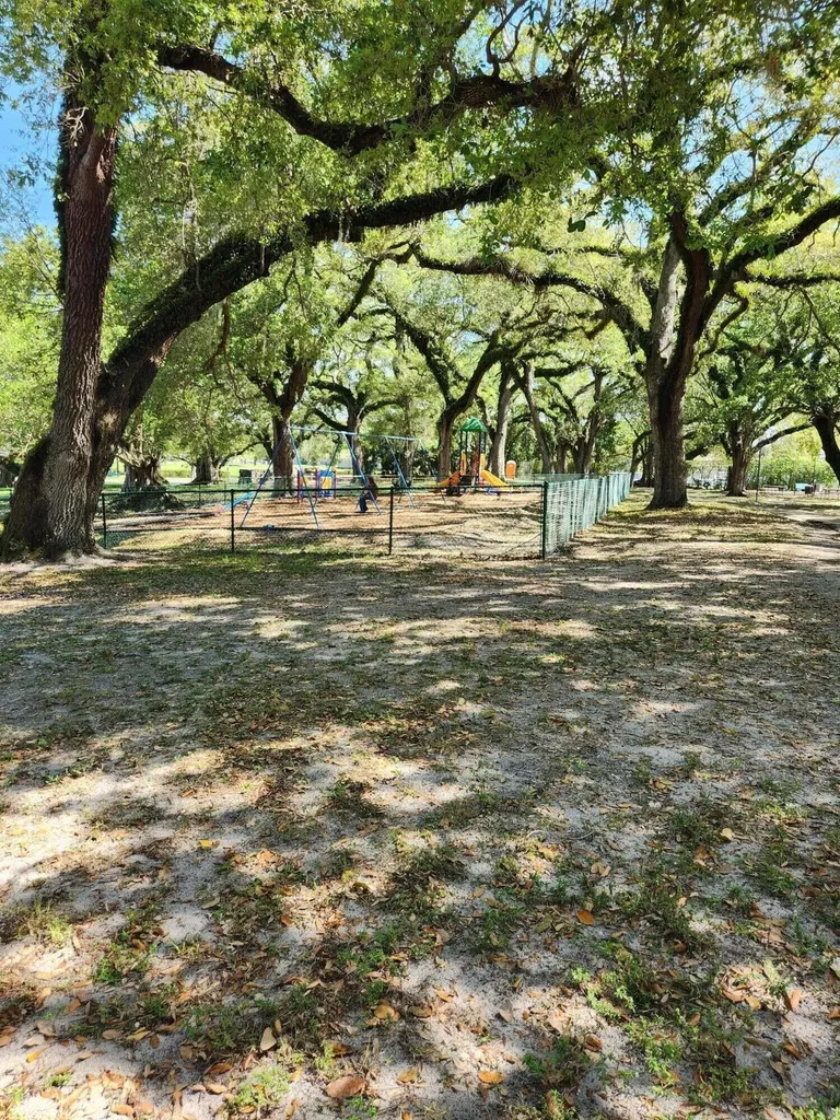 1502 Whitehall Drive Davie FL 33324