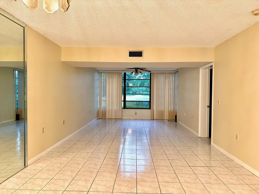 1502 Whitehall Drive Davie FL 33324