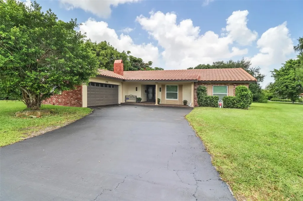3743 NW 98th Avenue Coral Springs FL 33065
