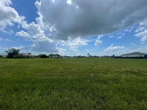 2616 Santa Barbara Boulevard Cape Coral FL 33993