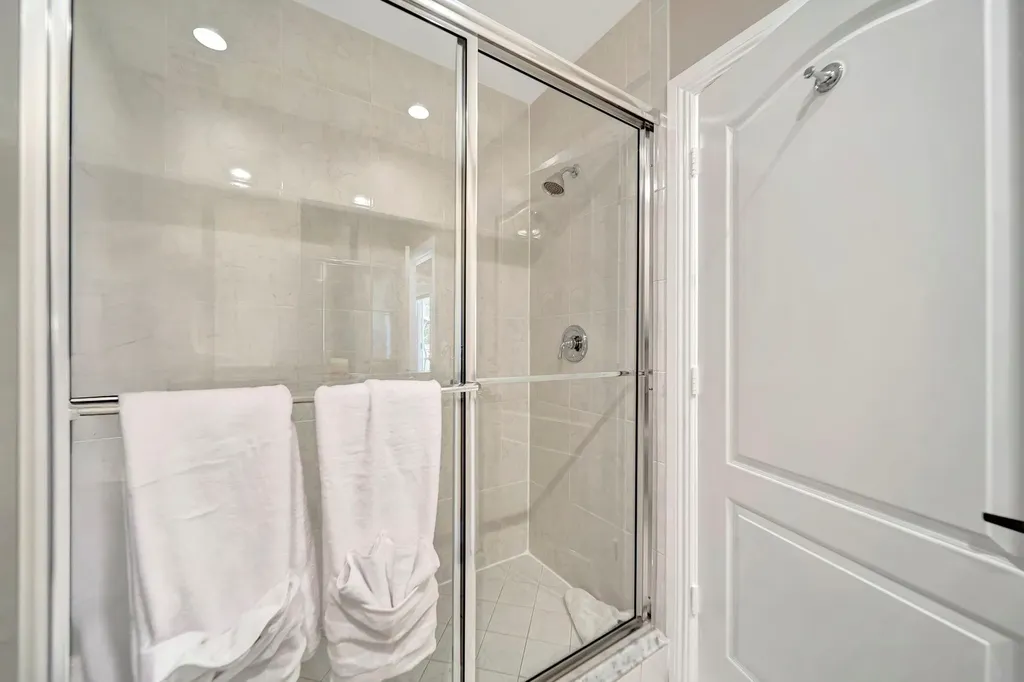 1368 Bayview Drive Fort Lauderdale FL 33304