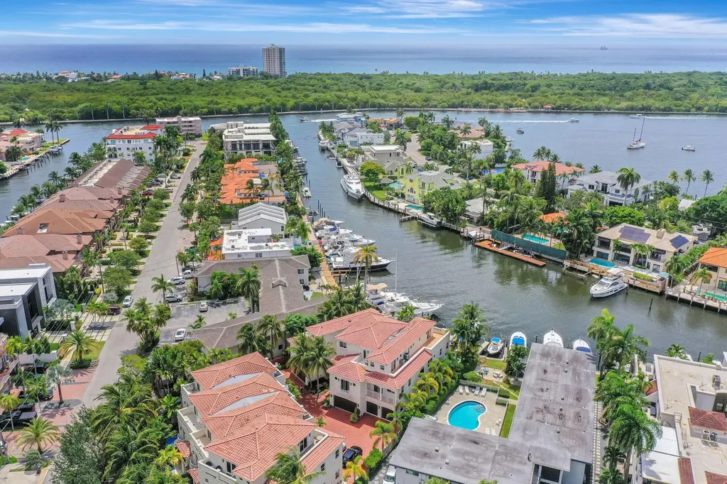 1368 Bayview Drive Fort Lauderdale FL 33304