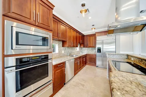 1368 Bayview Drive Fort Lauderdale FL 33304