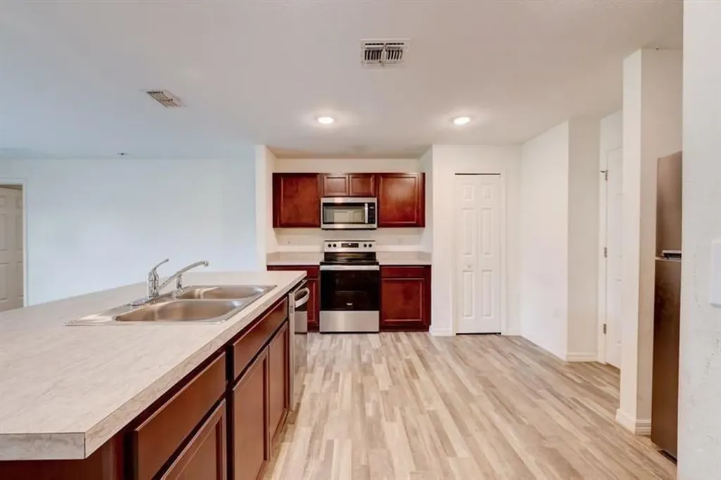 1509 SW Bermel Port St Lucie FL 34953