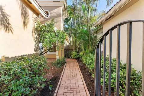 12117 NW 59th Street Coral Springs FL 33076