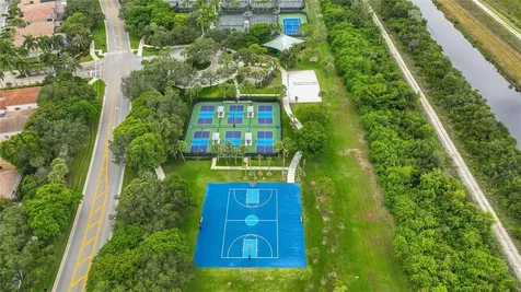 12117 NW 59th Street Coral Springs FL 33076