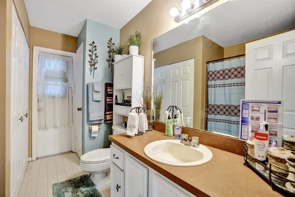 2672 NW 95th Terrace Coral Springs FL 33065