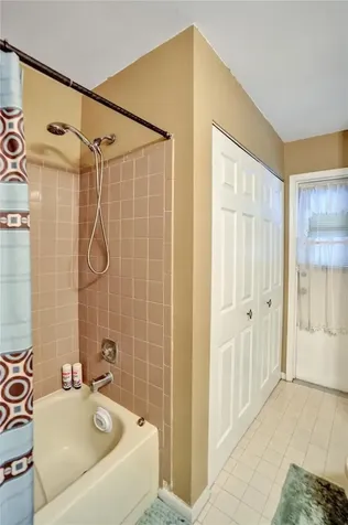 2672 NW 95th Terrace Coral Springs FL 33065