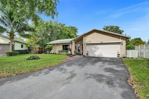 2672 NW 95th Terrace Coral Springs FL 33065