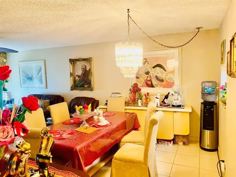 7850 W Mcnab Road Tamarac FL 33321