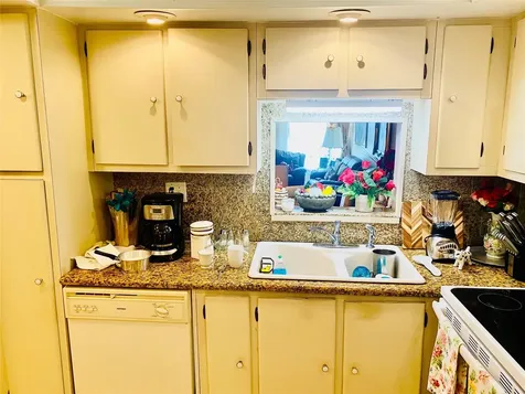 7850 W Mcnab Road Tamarac FL 33321