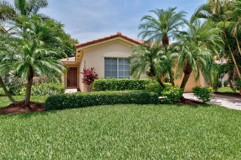 5563 55th Terrace Vero Beach FL 32967