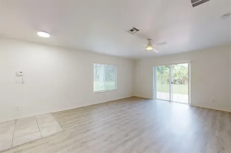 5563 55th Terrace Vero Beach FL 32967