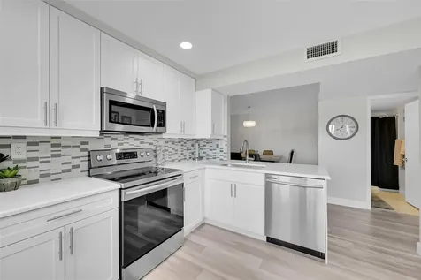 15450 Pembridge Avenue Delray Beach FL 33484