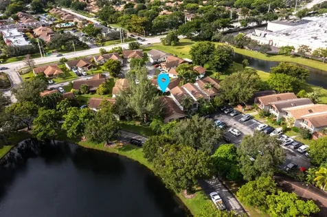 2259 Nova Village Drive Davie FL 33317