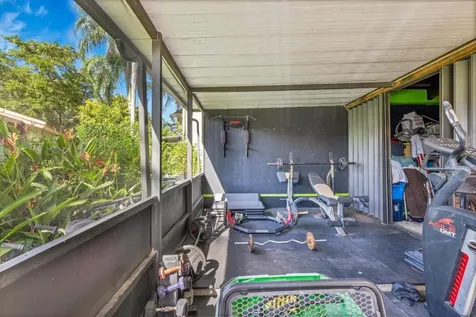 2259 Nova Village Drive Davie FL 33317