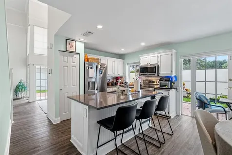 8 Governors Court Palm Beach Gardens FL 33418