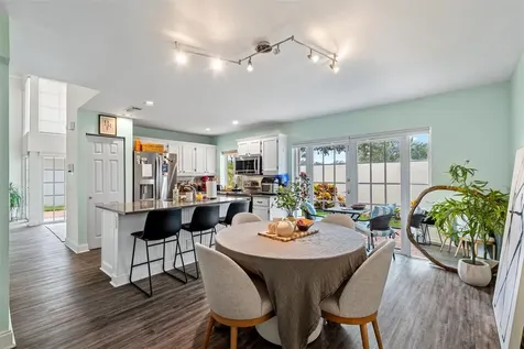 8 Governors Court Palm Beach Gardens FL 33418