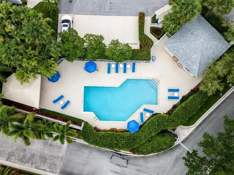 8 Governors Court Palm Beach Gardens FL 33418