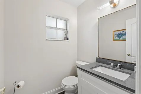 8 Governors Court Palm Beach Gardens FL 33418