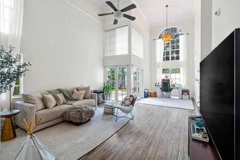8 Governors Court Palm Beach Gardens FL 33418