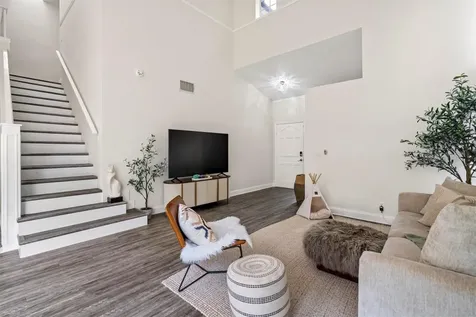 8 Governors Court Palm Beach Gardens FL 33418