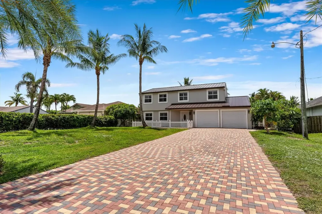 7444 Seabreeze Drive Lake Worth FL 33467