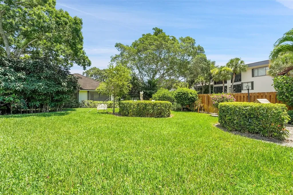 11457 Shady Oaks Lane North Palm Beach FL 33408