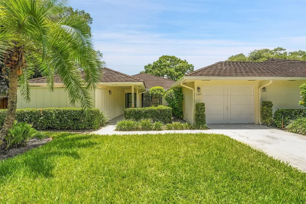 11457 Shady Oaks Lane North Palm Beach FL 33408