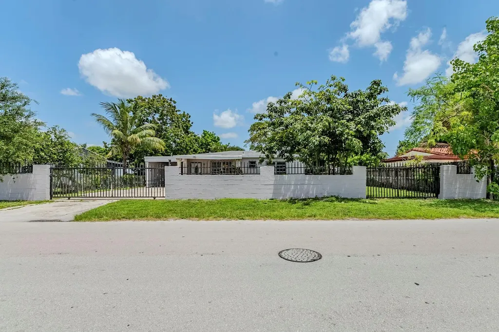 745 NW 144th Street Miami FL 33168