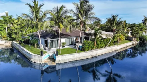 4051 NE 16 Avenue Fort Lauderdale FL 33334
