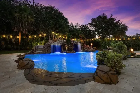 16389 Bridlewood Circle Delray Beach FL 33445