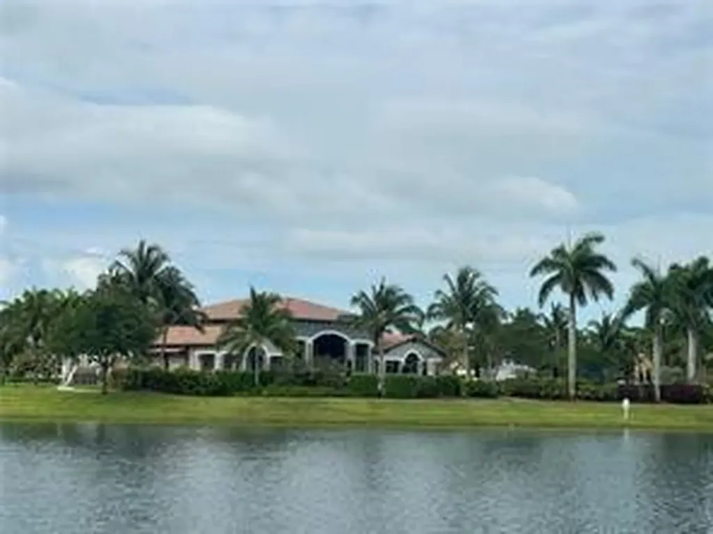9105 SW 227th Street Cutler Bay FL 33190