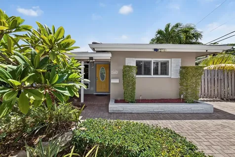 2115 NE 15th Avenue Wilton Manors FL 33305