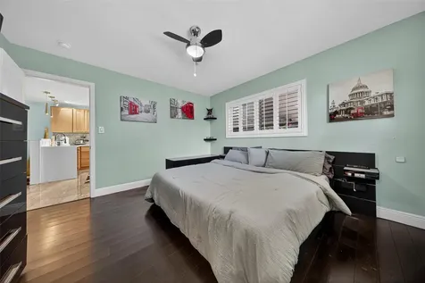 2115 NE 15th Avenue Wilton Manors FL 33305
