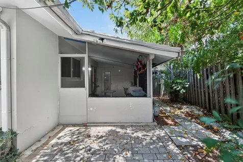 2115 NE 15th Avenue Wilton Manors FL 33305