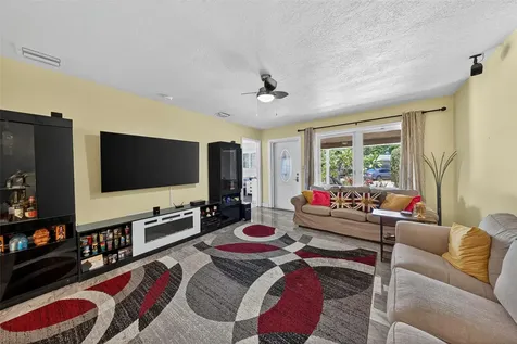 2115 NE 15th Avenue Wilton Manors FL 33305