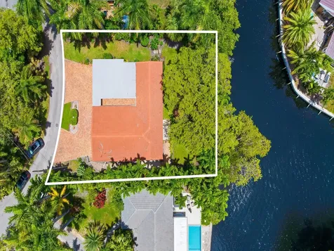 708 NW 22nd Street Wilton Manors FL 33311