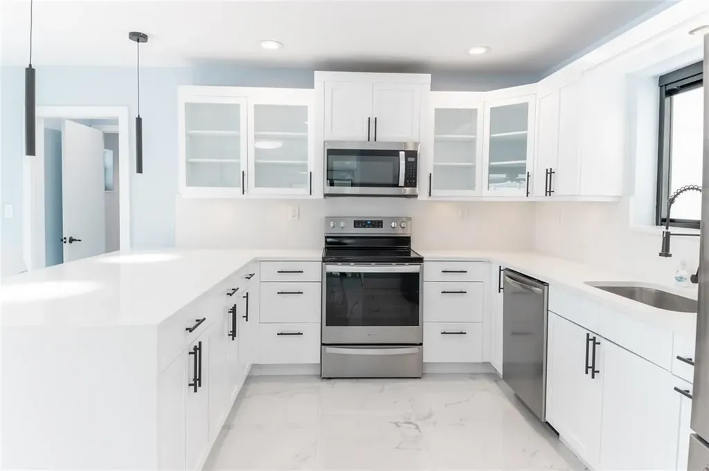 737 SW 7th Street Boca Raton FL 33486