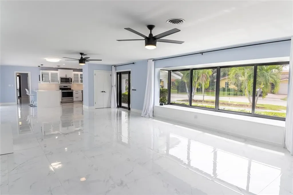 737 SW 7th Street Boca Raton FL 33486