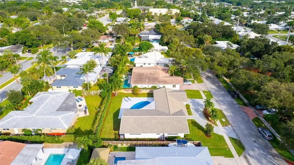 737 SW 7th Street Boca Raton FL 33486