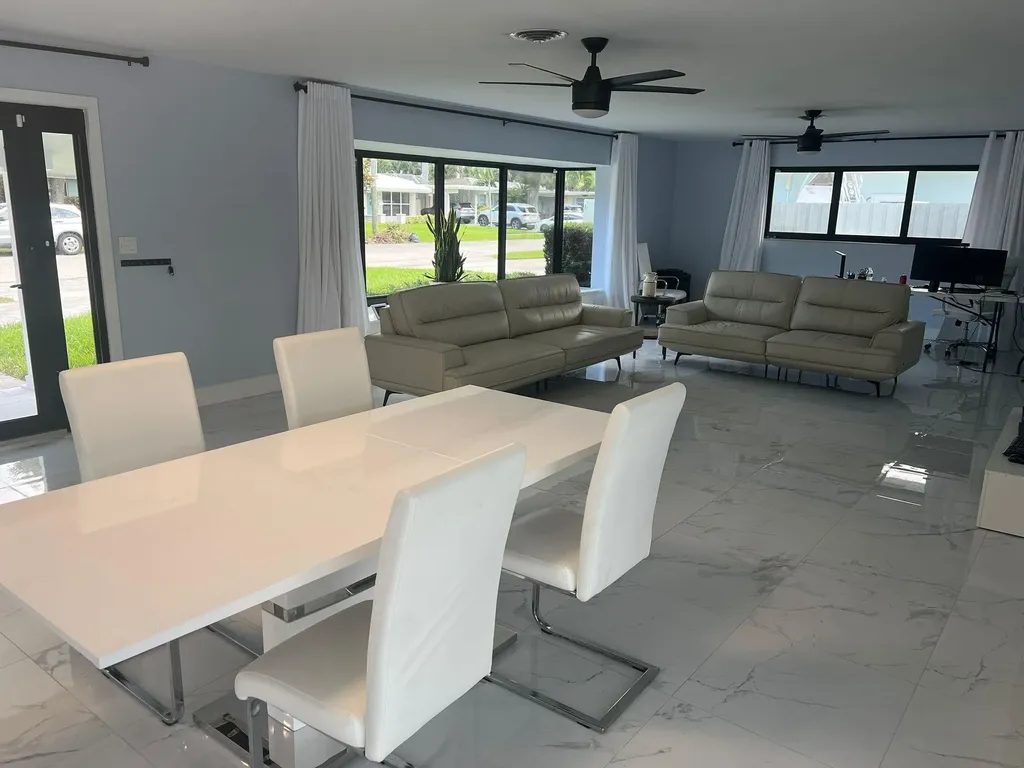737 SW 7th Street Boca Raton FL 33486