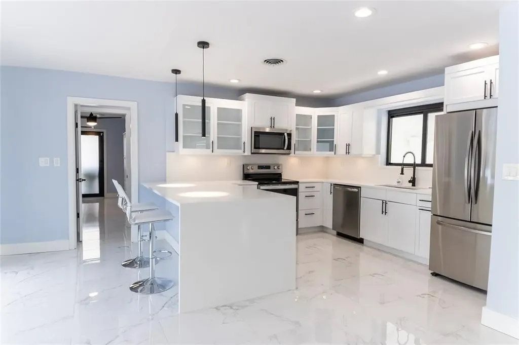 737 SW 7th Street Boca Raton FL 33486